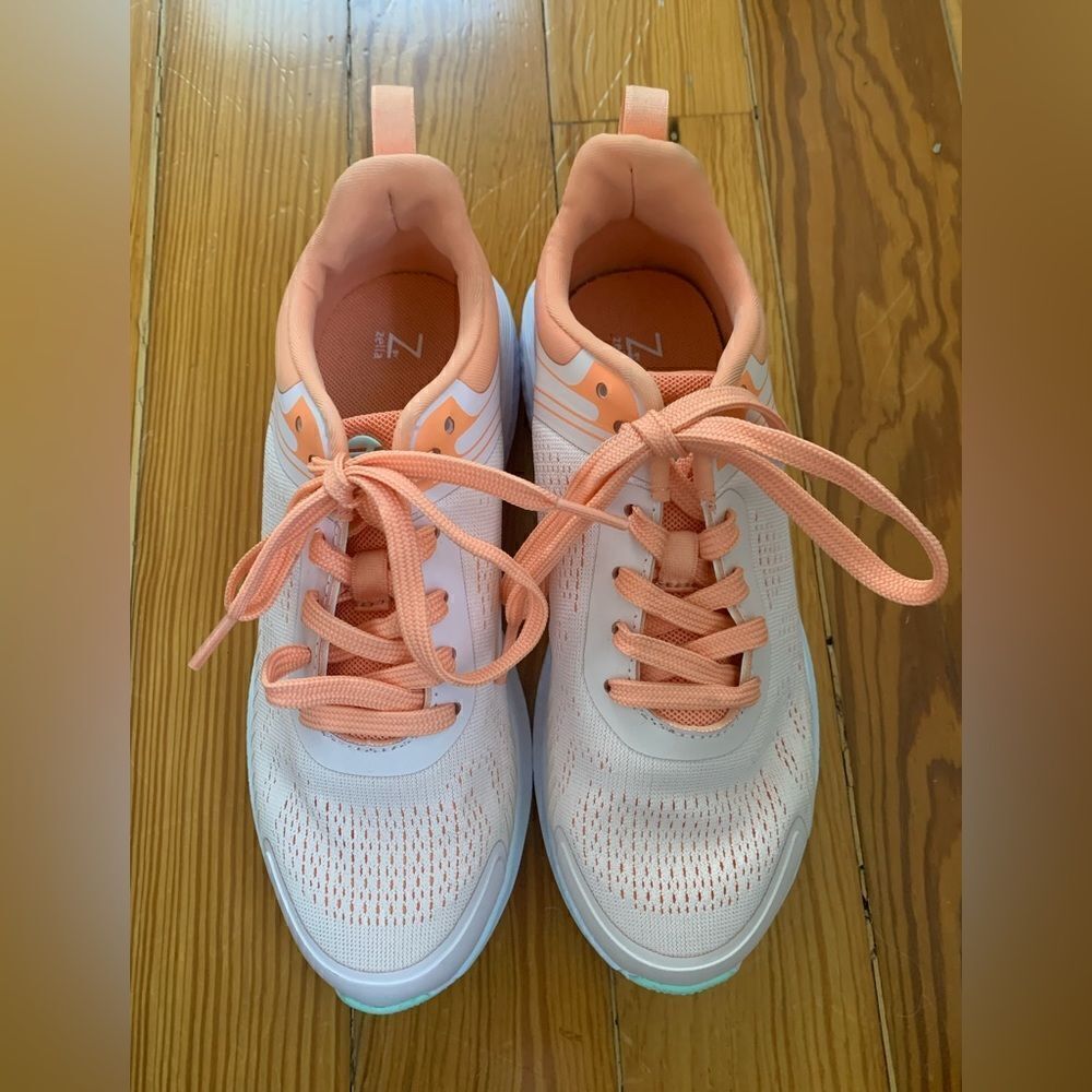 NWOT Girls Zella Sneakers